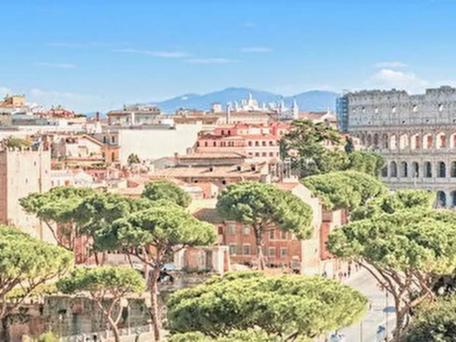 casa indipendente in vendita a Roma in zona Esquilino