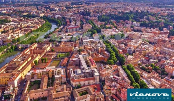 appartamento in vendita a Roma in zona Trastevere