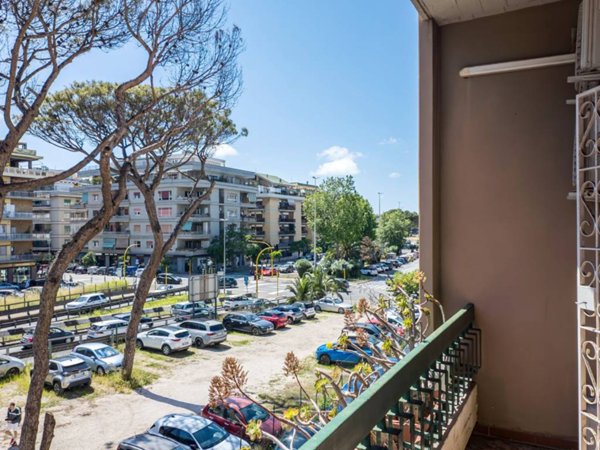 appartamento in vendita a Roma in zona Ostia
