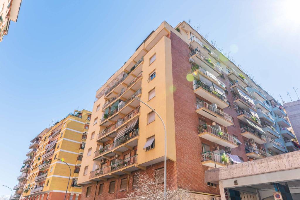 appartamento in vendita a Roma in zona Tiburtino