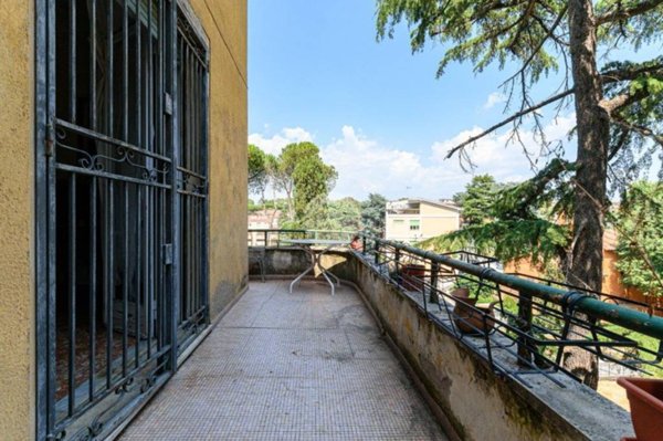 appartamento in vendita a Roma in zona Gianicolense