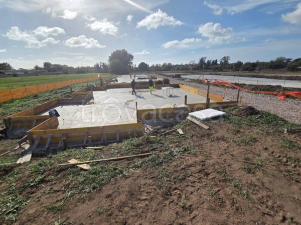 casa indipendente in vendita a Roma in zona Infernetto