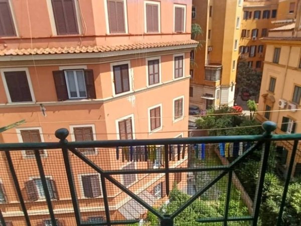 appartamento in vendita a Roma in zona Campo Marzio