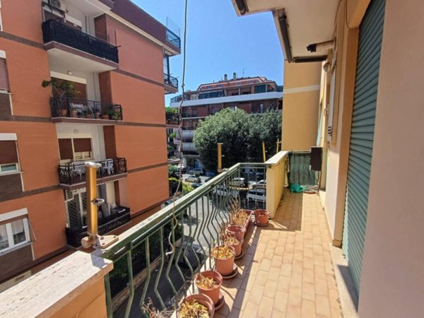 appartamento in vendita a Roma in zona Ostia