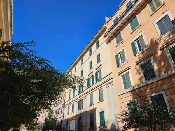 appartamento in vendita a Roma in zona Appio Latino