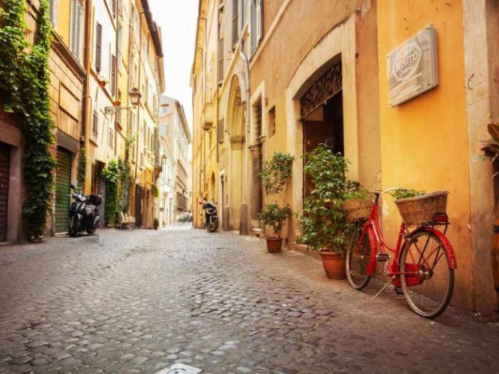 negozio in vendita a Roma in zona Trastevere