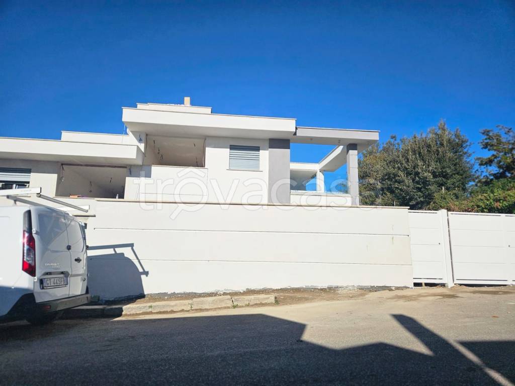 casa indipendente in vendita a Roma in zona EUR