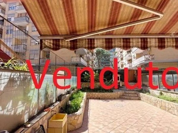 appartamento in vendita a Roma in zona Cinecittà