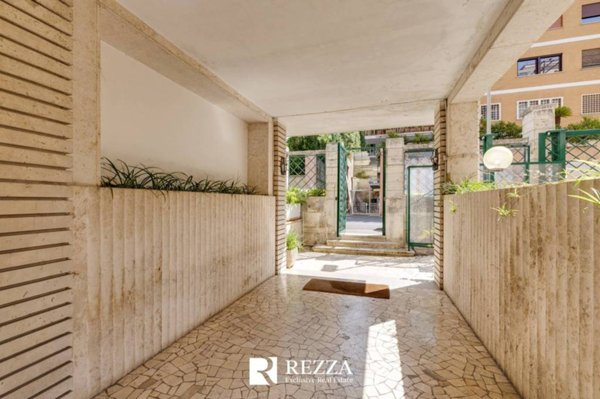 casa indipendente in vendita a Roma in zona Pinciano