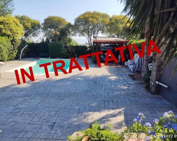casa indipendente in vendita a Roma in zona Casal Morena