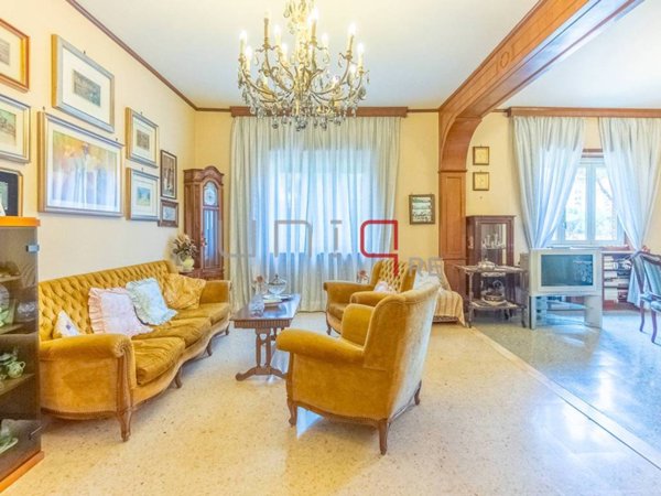 appartamento in vendita a Roma in zona Torre Maura