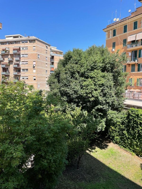 appartamento in vendita a Roma in zona Ostiense