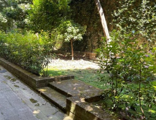 appartamento in vendita a Roma in zona Ostiense