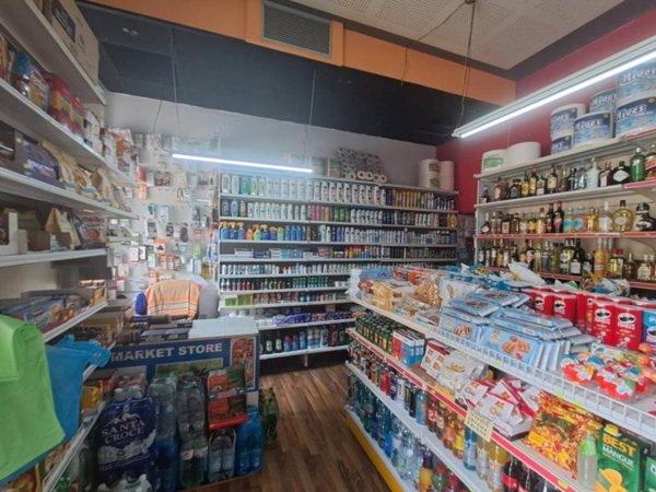 negozio in vendita a Roma in zona Tiburtino