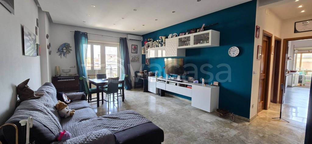 appartamento in vendita a Roma in zona Prenestino-Centocelle