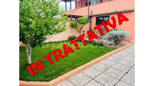 casa indipendente in vendita a Roma in zona Ostia Antica