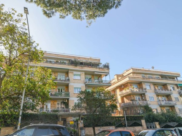 appartamento in vendita a Roma in zona Gianicolense
