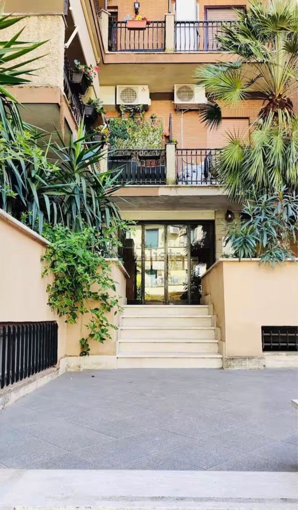 appartamento in vendita a Roma in zona Aurelio
