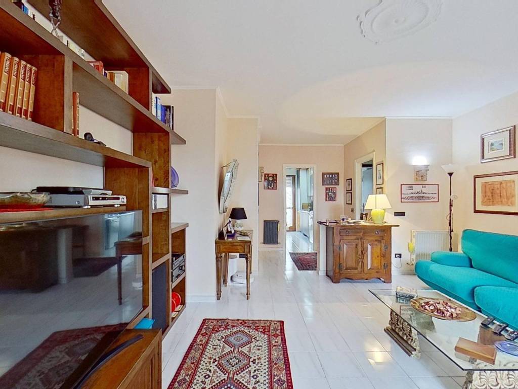 appartamento in vendita a Roma in zona Dragoncello