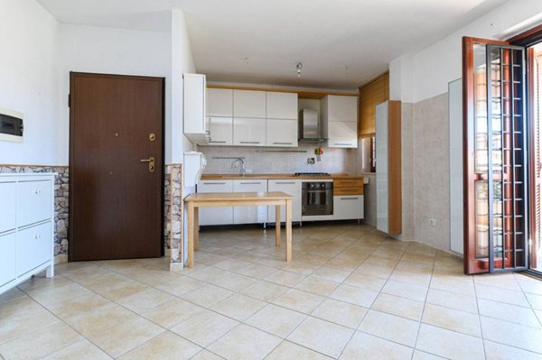 appartamento in vendita a Roma in zona Lunghezza