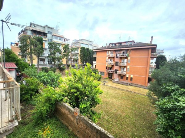 appartamento in vendita a Roma in zona Torrevecchia