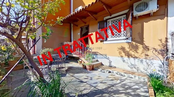 casa indipendente in vendita a Roma in zona San Basilio