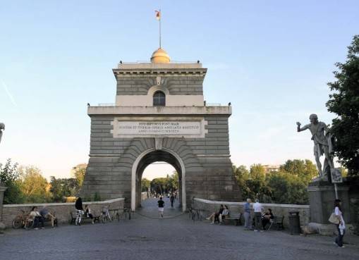 appartamento in vendita a Roma in zona Tor di Quinto