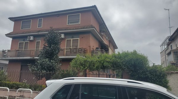 appartamento in vendita a Roma in zona Acilia