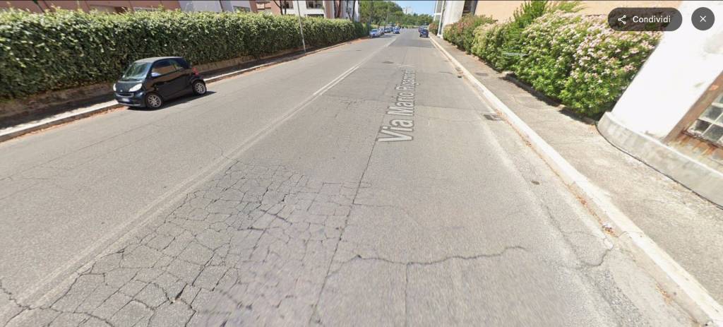 negozio in vendita a Roma in zona Ardeatino