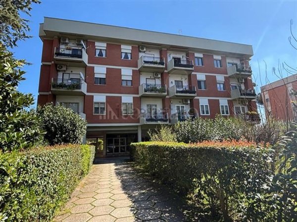 appartamento in vendita a Roma in zona Spinaceto