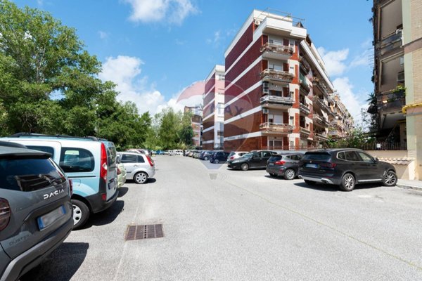 appartamento in vendita a Roma in zona Ostia
