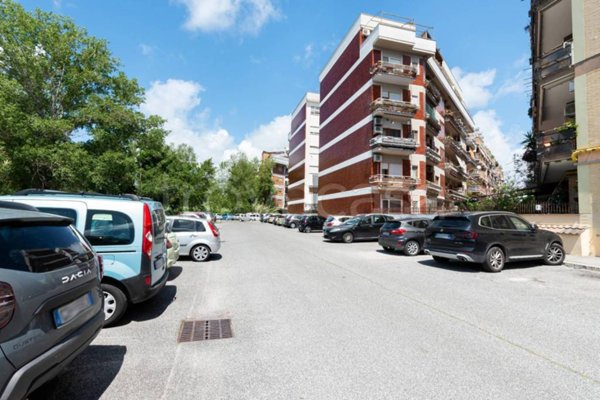 appartamento in vendita a Roma in zona Ostia Antica