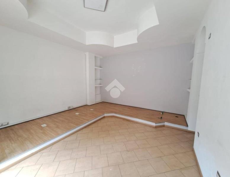 negozio in vendita a Roma in zona Prenestino-Centocelle