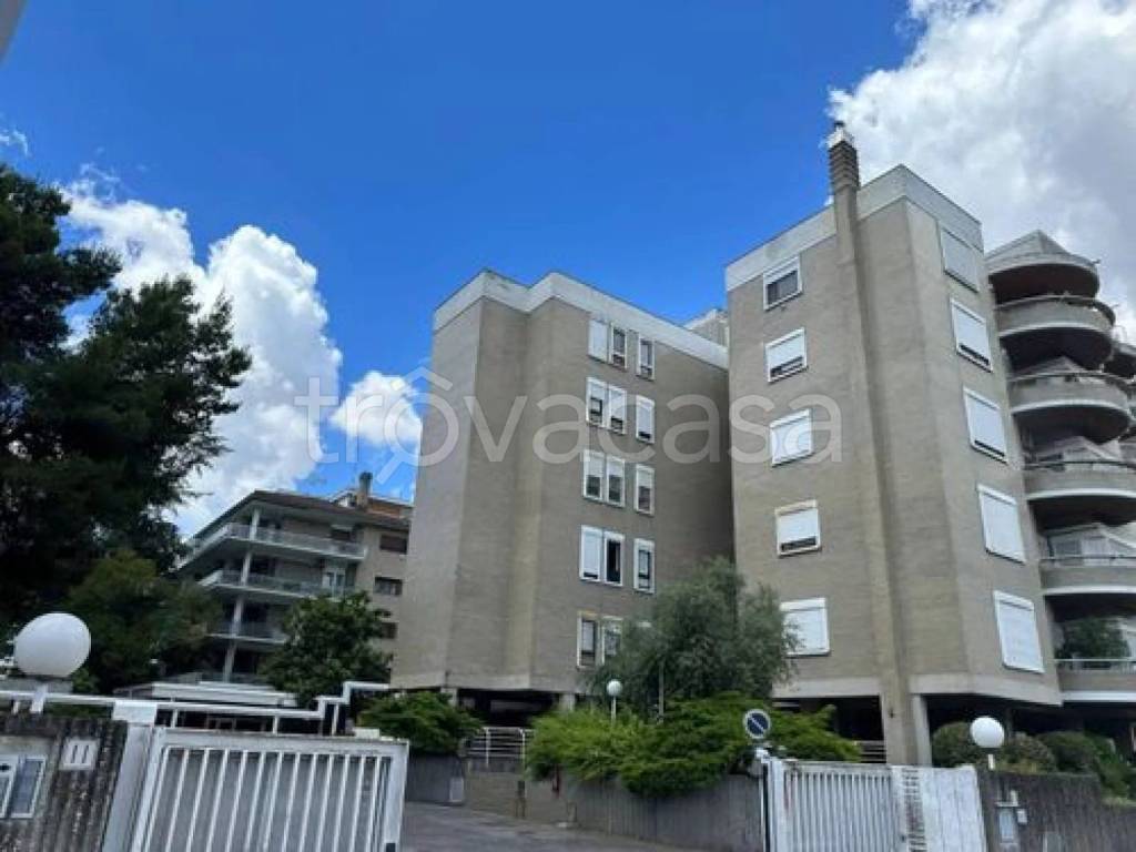 appartamento in vendita a Roma in zona Aurelio
