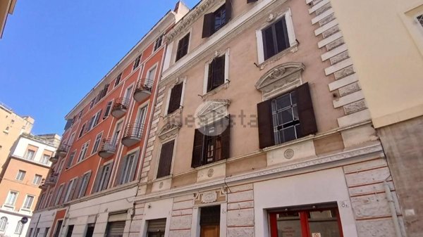 appartamento in vendita a Roma in zona Esquilino