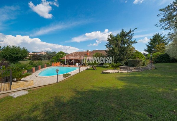 casa indipendente in vendita a Roma in zona Olgiata