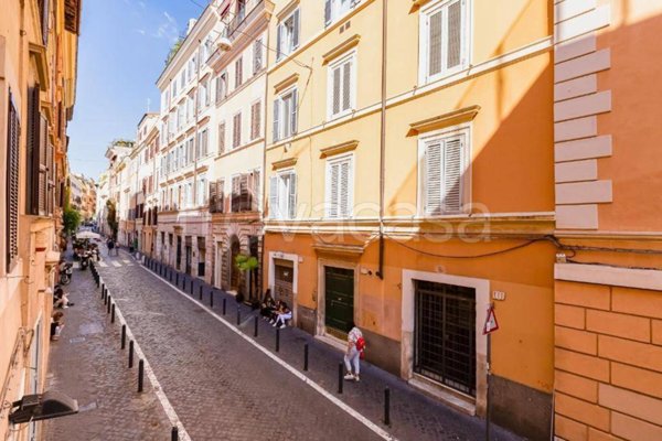 appartamento in vendita a Roma in zona Rione Monti/Campitelli