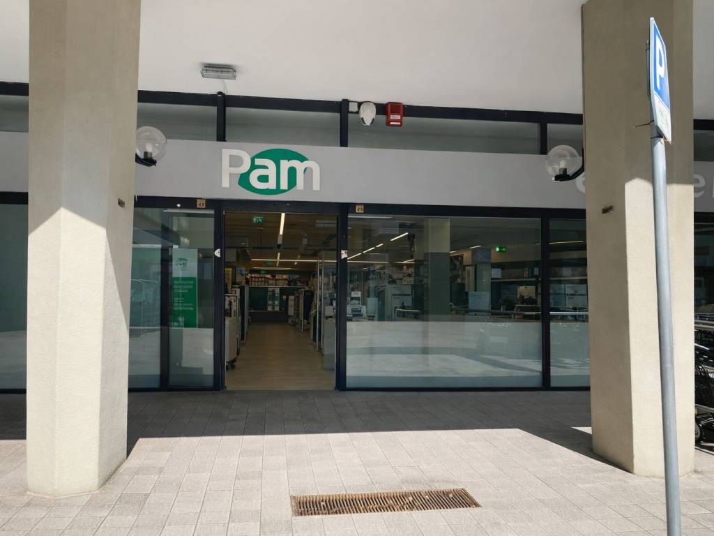 negozio in vendita a Roma