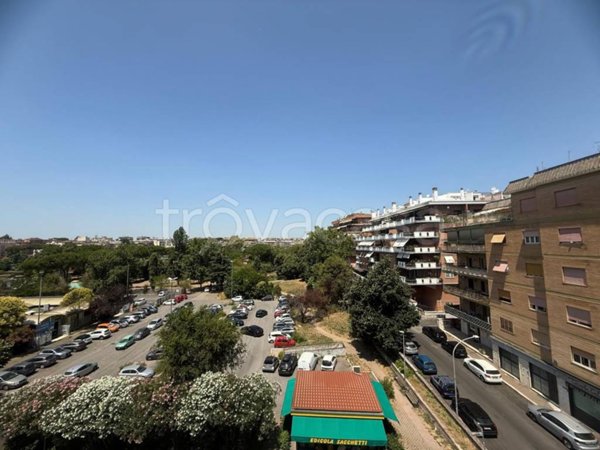 appartamento in vendita a Roma in zona Monte Sacro/Talenti