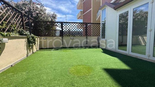 appartamento in vendita a Roma in zona Ostia
