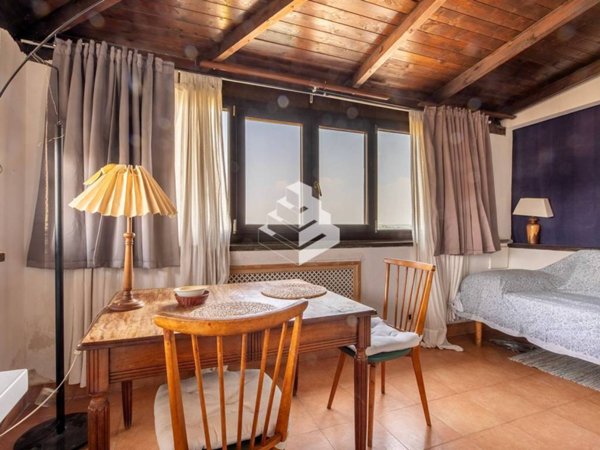 appartamento in vendita a Roma in zona EUR