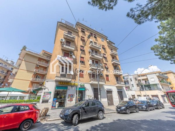 appartamento in vendita a Roma in zona Prenestino-Centocelle