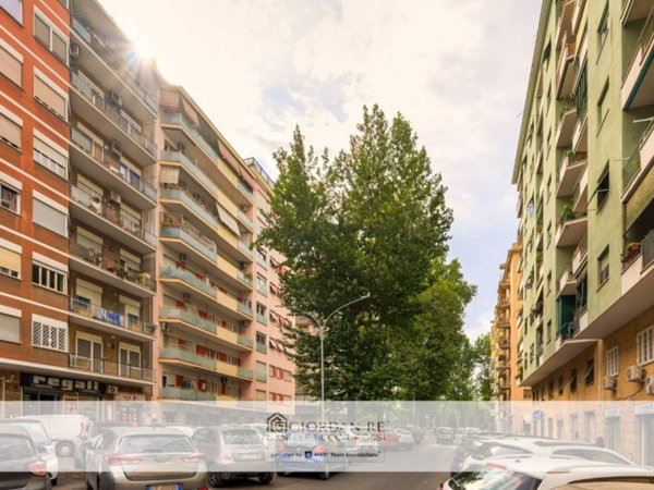 appartamento in vendita a Roma in zona Monte Sacro/Talenti