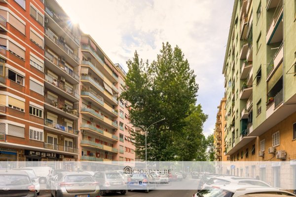 appartamento in vendita a Roma in zona Monte Sacro/Talenti