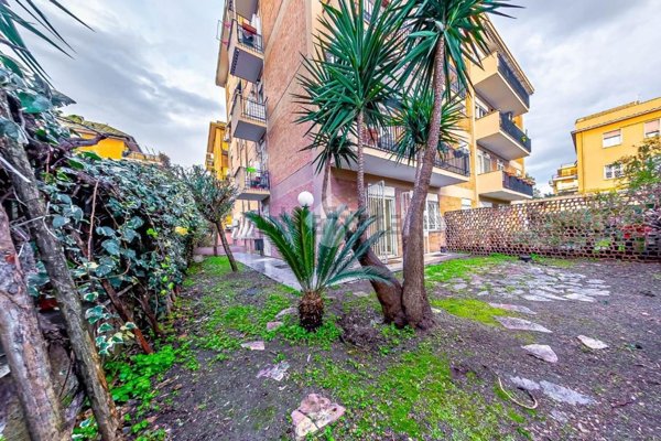 appartamento in vendita a Roma in zona Aurelio