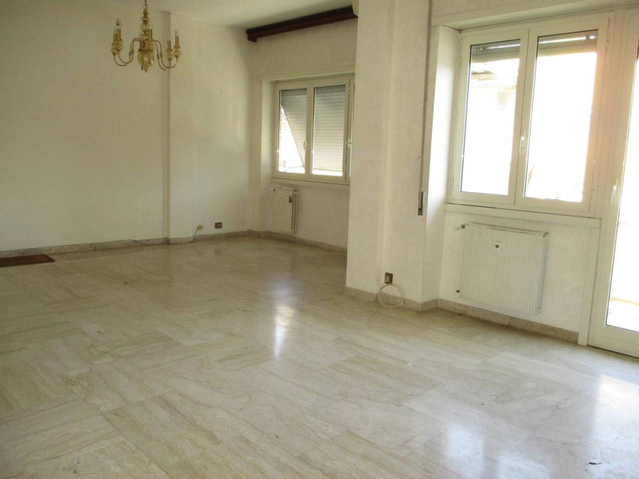 appartamento in vendita a Roma in zona Monte Sacro/Talenti