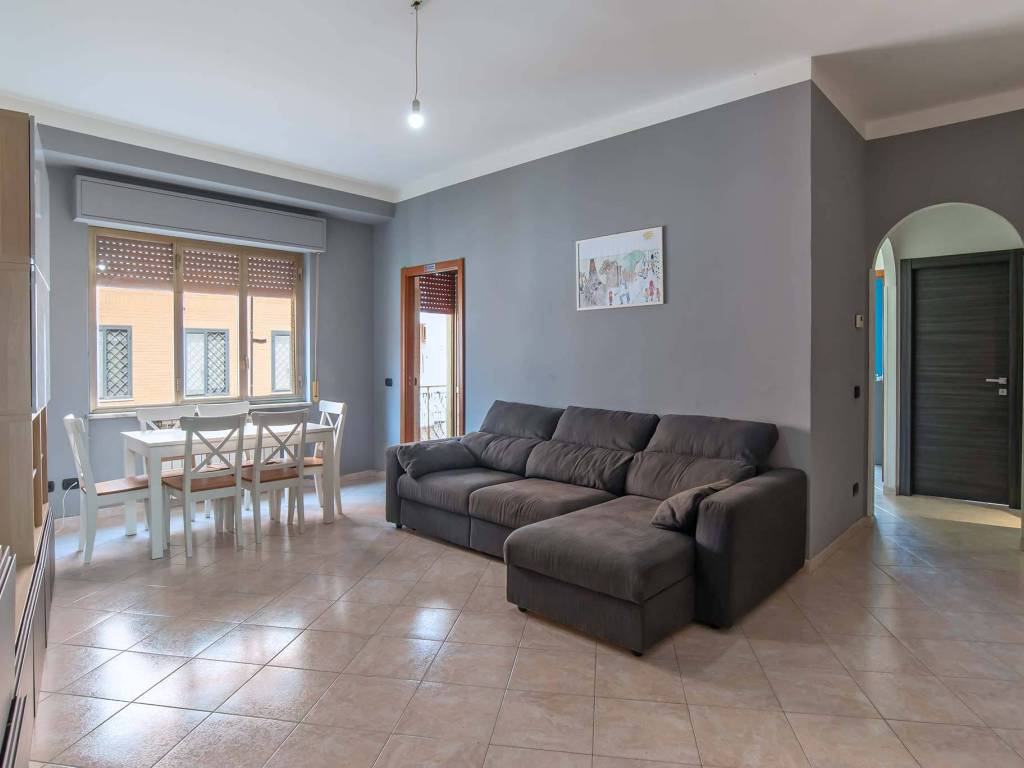 appartamento in vendita a Roma in zona Primavalle