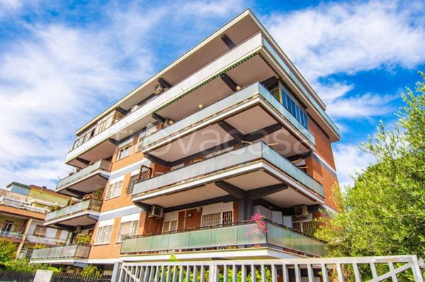 appartamento in vendita a Roma in zona Torrevecchia