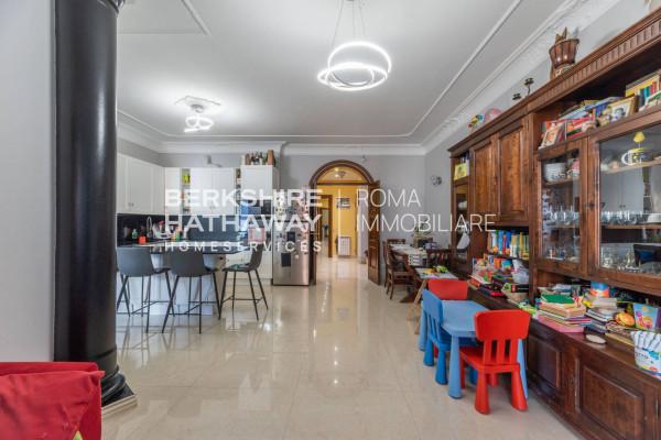 appartamento in vendita a Roma in zona Appio Latino