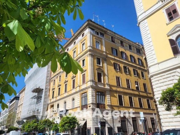 appartamento in vendita a Roma in zona Ludovisi/Sallustiano